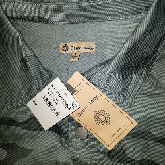 Democracy Twill Denim Camo Jacket sz L , NWT  B9 - Picture 8 of 8